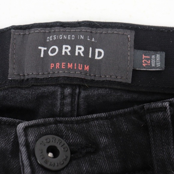 Torrid Sky High Skinny Jeans Woman's Size 12T 32x28 - Picture 3 of 10